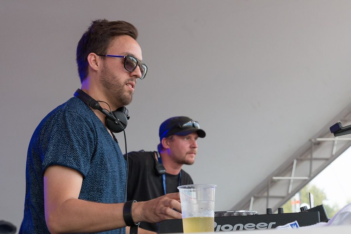 Adriatique lleva su proyecto X a [UNVRS] con Maceo Plex como gran invitado
